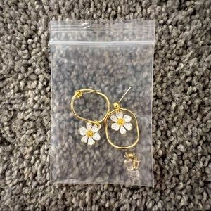 Daisy Earrings